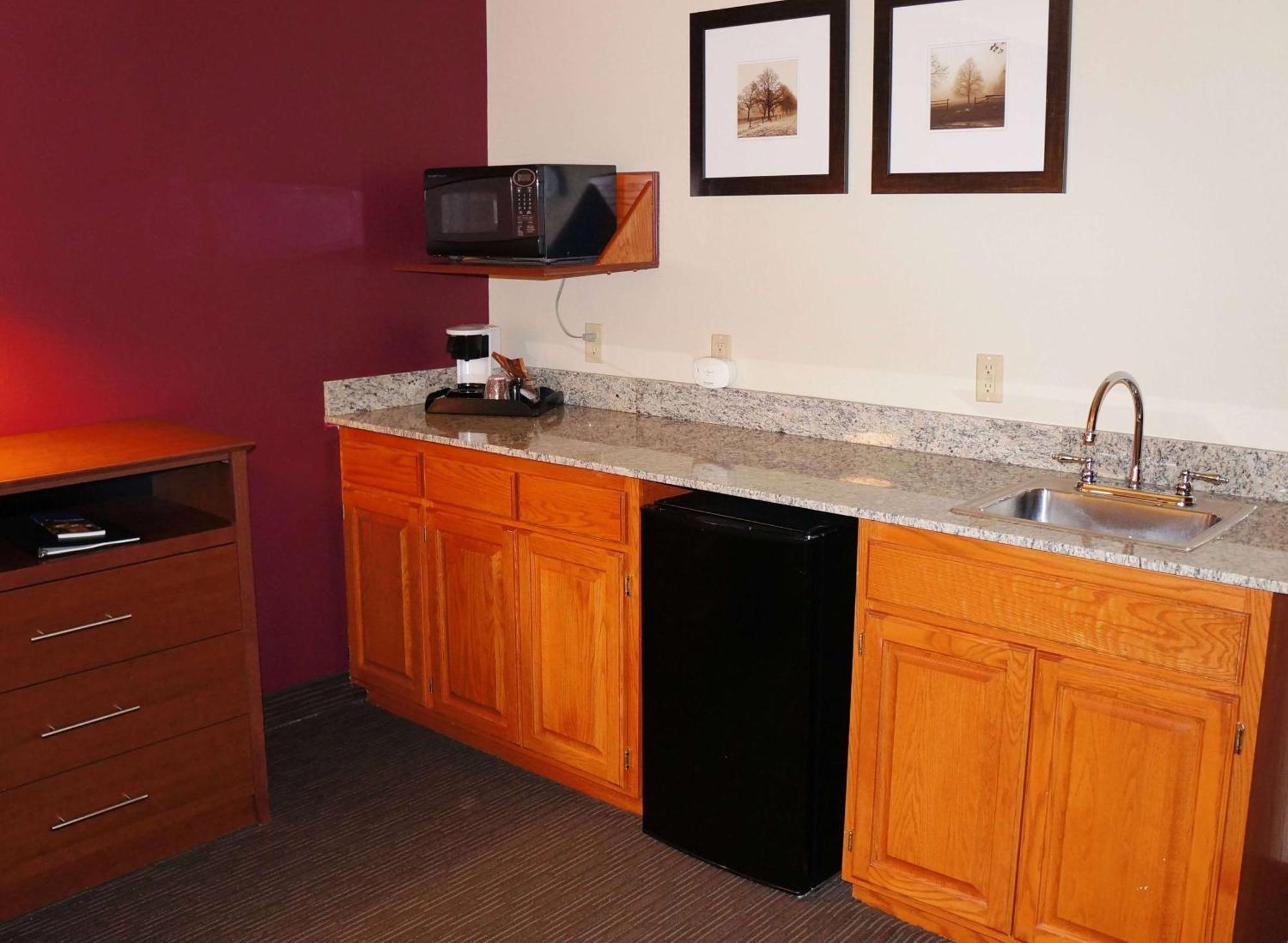 Hotel Cobblestone Hotel&suites - Baldwin