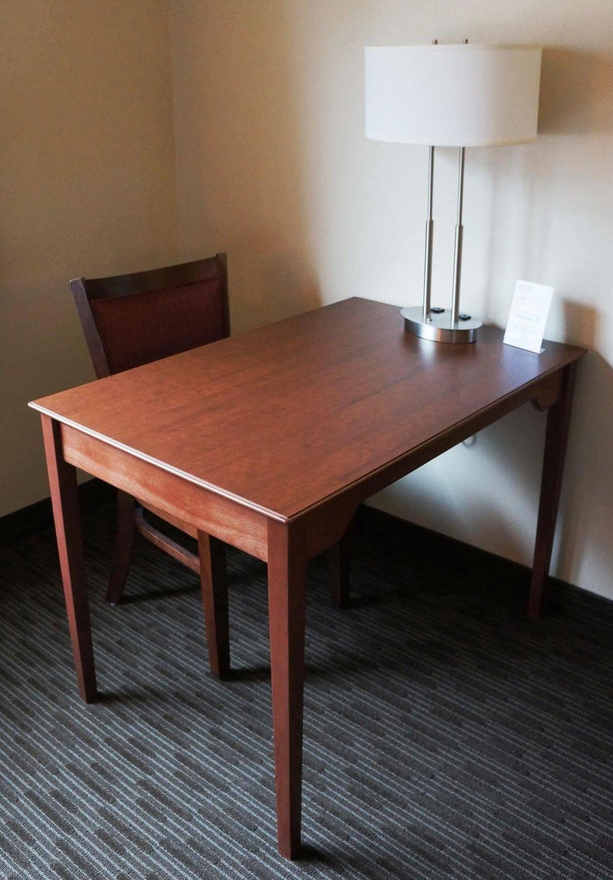 Cobblestone Hotel&suites - 3*
