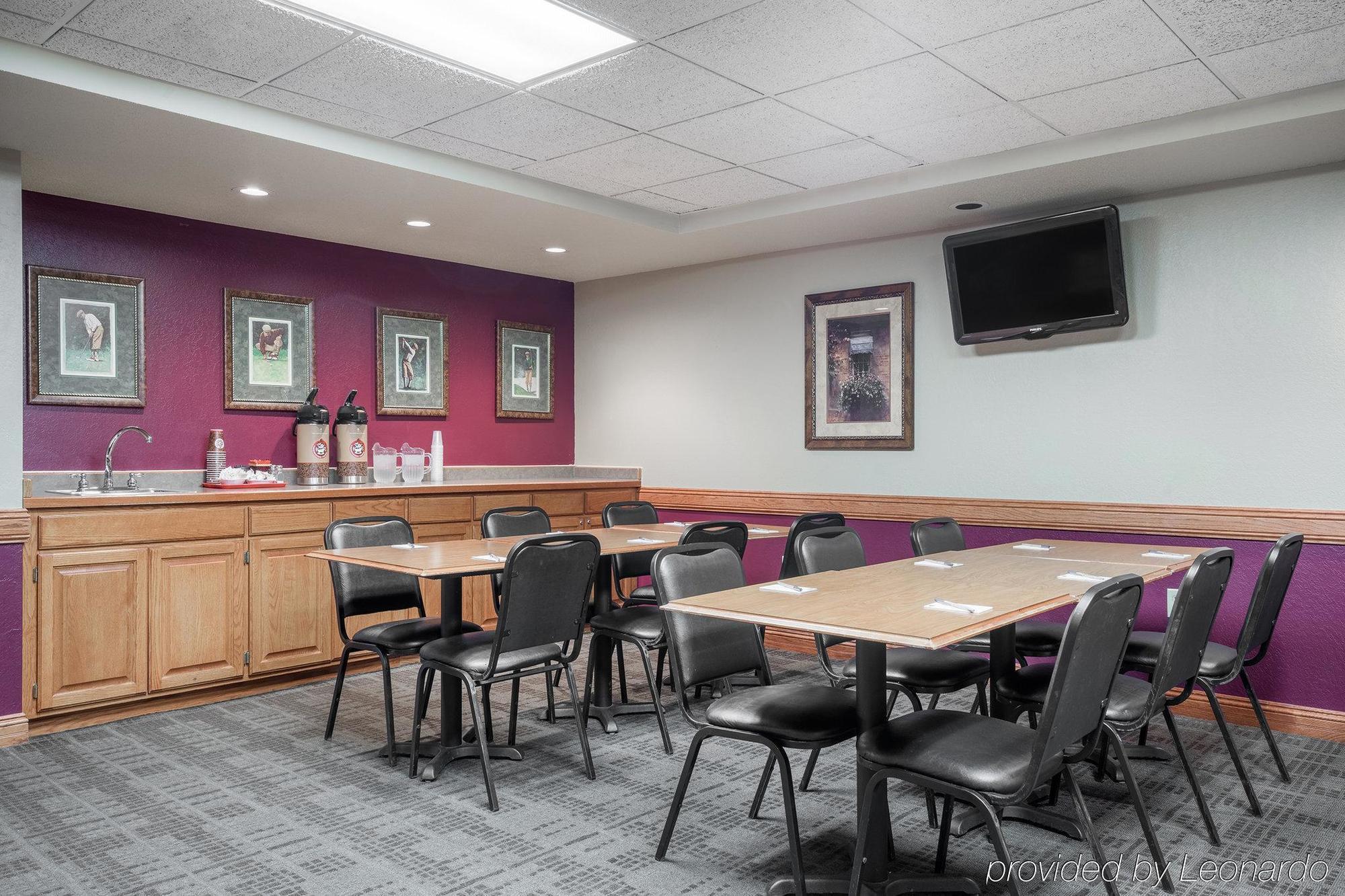 Hotel Cobblestone Hotel&suites - Baldwin