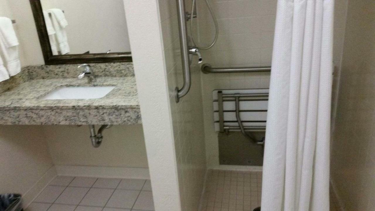 Cobblestone Hotel&suites - Baldwin